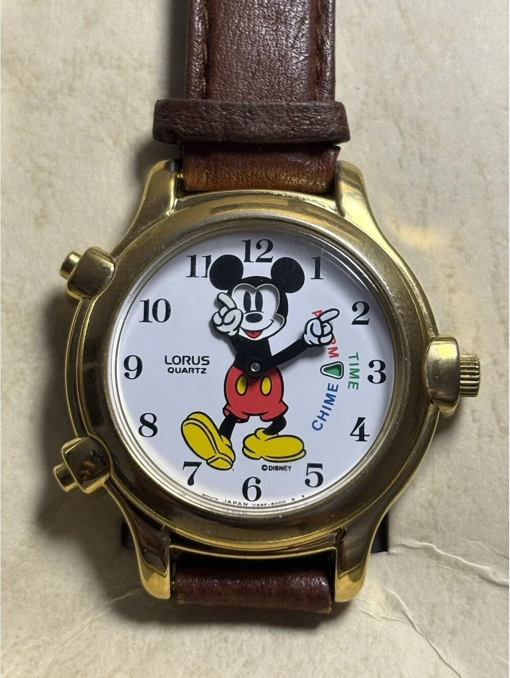 Rare Vintage Lorus Disney Mickey Mouse Alarm Chime Watch V69F-6000 W/ Tin